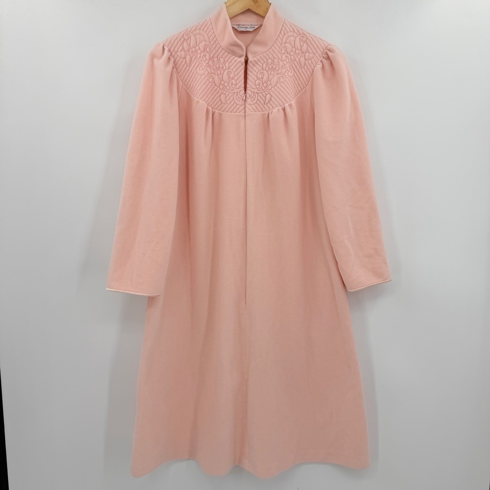 Vintage Vanity Fair Pink Embroidered Top Full Zip Front‎ Robe Long Sleeve Small